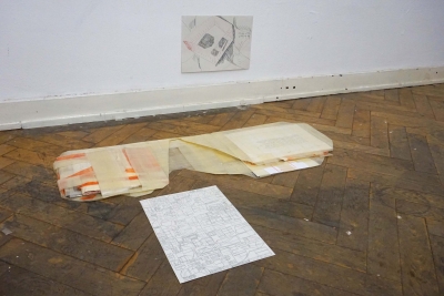 body placements (placement and positioning) with drawing on floor and wall, studio view 12/21